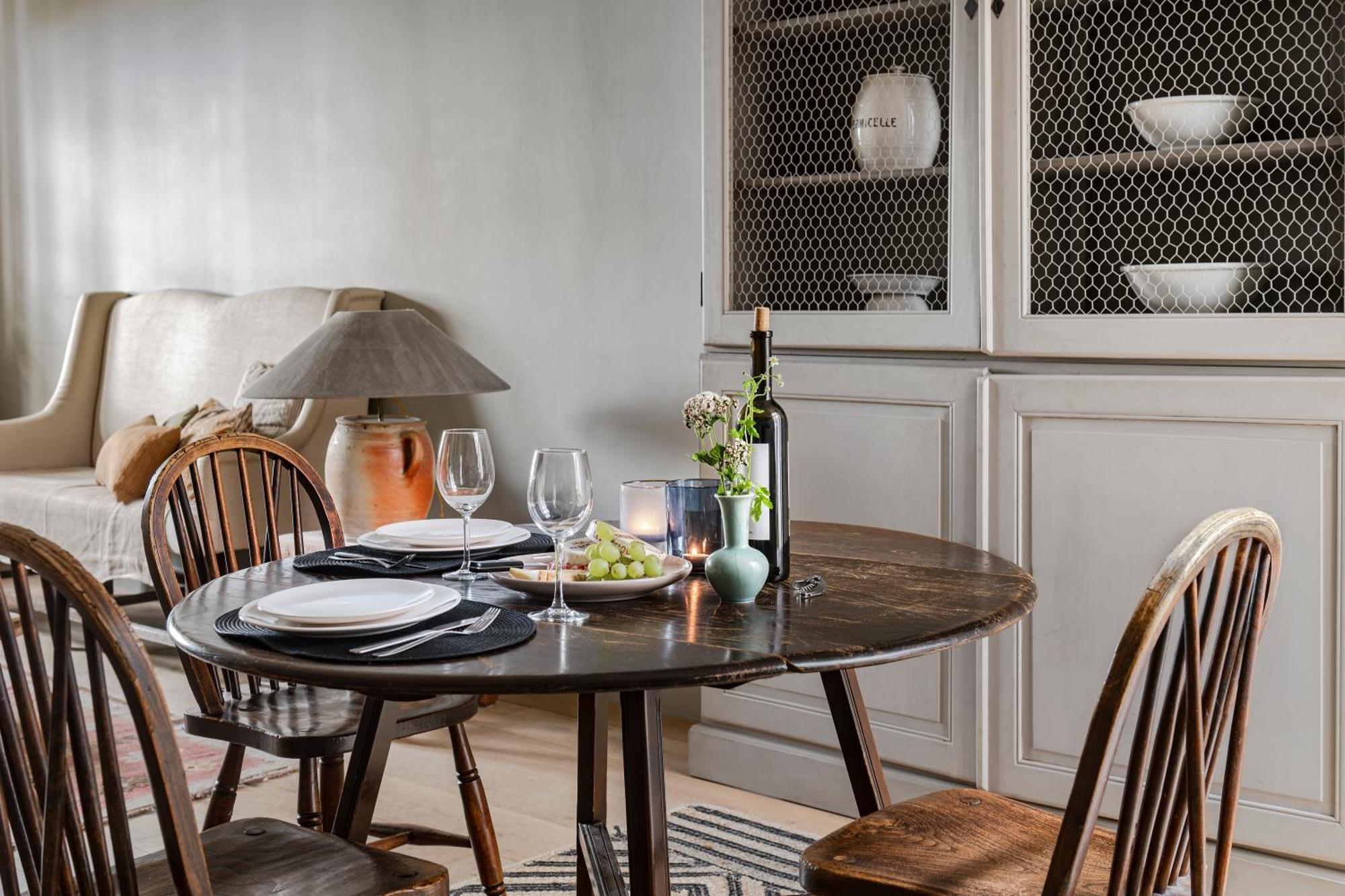 Aubrey - Charming In The Heart Of Ferienhaus *